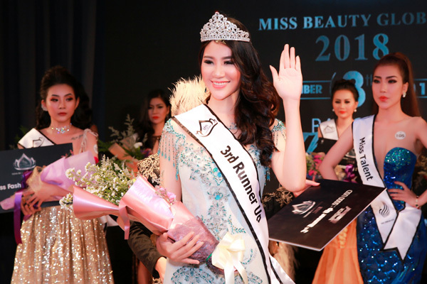 Dương Yến Phi đăng quang Á hậu 2 Miss Beauty Global 2018