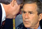 Ngày này năm xưa: Ông Bush chấn động nghe tin Mỹ bị tấn công