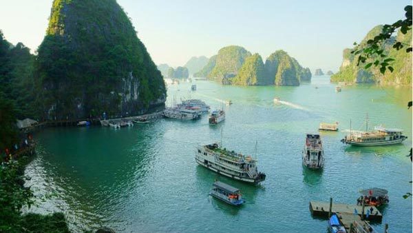 Sách trắng về tăng trưởng xanh khu vực vịnh Hạ Long