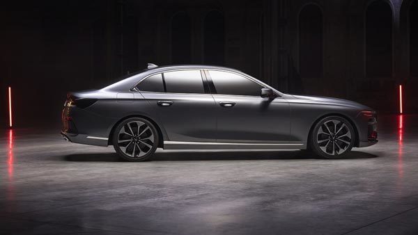 Báo Mỹ: VinFast hiện thực hóa giấc mơ ôtô ‘made in Vietnam’