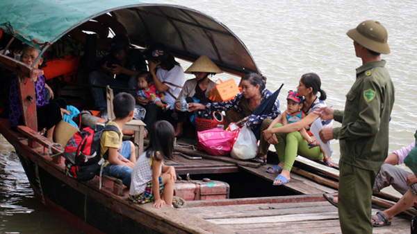 Khẩn cấp ứng phó với bão số 5 và siêu bão Mangkhut