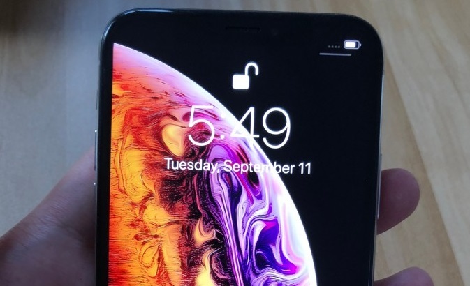 iPhone Xs lộ ảnh ngoài thực tế trước giờ G