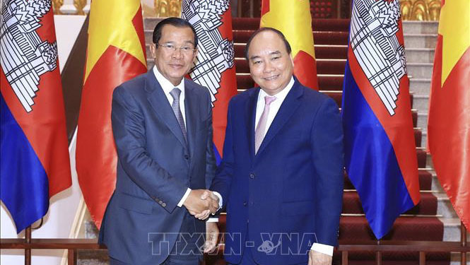 Thủ tướng tiếp Thủ tướng Lào, Campuchia
