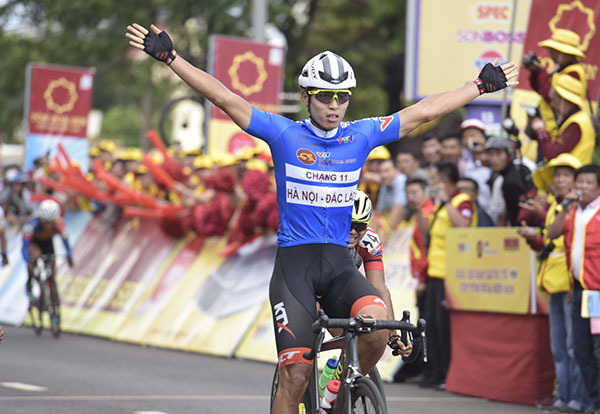 Giải xe đạp VTV Cup Tôn Hoa Sen 2018: Im Jaeyeon xây chắc Áo xanh
