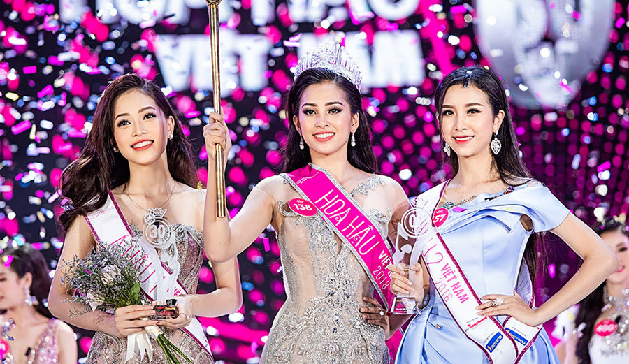 Nữ sinh 18 tuổi Trần Tiểu Vy đăng quang Hoa hậu Việt Nam 2018