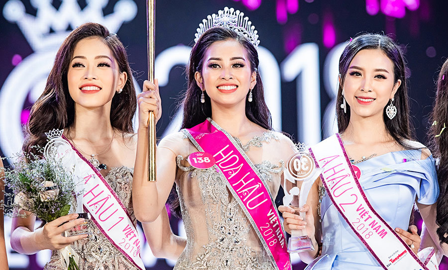 Hoa hậu Trần Tiểu Vy được miễn học phí gần 500 triệu đồng