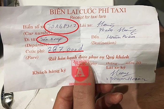 Đi 2km, vị khách Nhật Bản bị taxi 'dù' chém 100.000 đồng/km