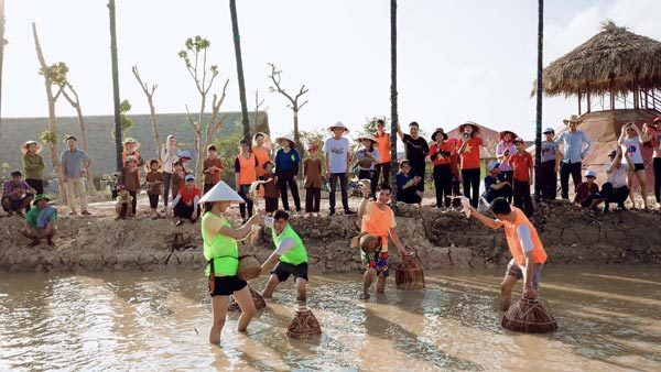 Du lịch cộng đồng ở Quảng Ninh ‘níu chân’ du khách