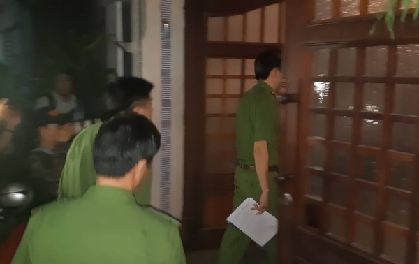 Công an khám nhà cựu Chánh văn phòng Thành ủy Đà Nẵng
