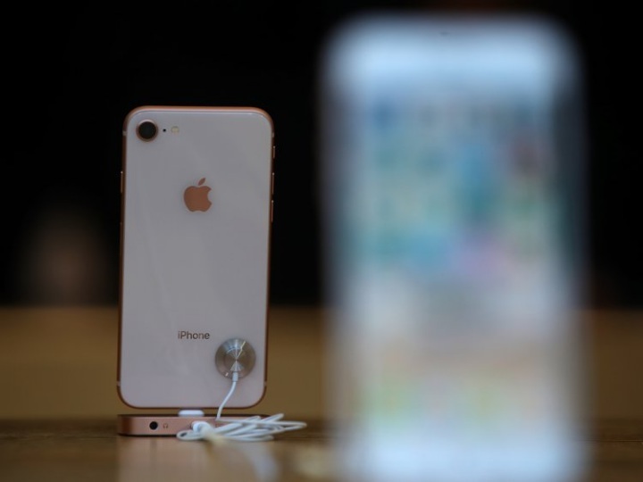 6 lý do nên mua iPhone 8 thay vì iPhone Xs