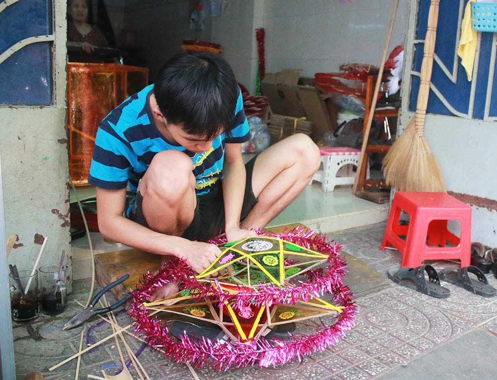 Mỗi năm chỉ ngóng 1 ngày: Nhận 3.000 đơn hàng, chốt tiền trăm triệu
