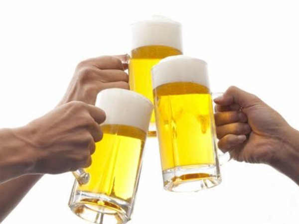 Làm sao tránh rối loạn tiêu hóa khi uống rượu bia?