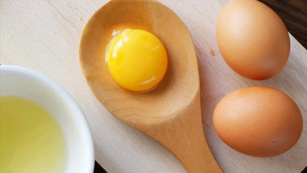 Dù thích trứng đến đâu, cũng đừng ăn chung với những đồ này