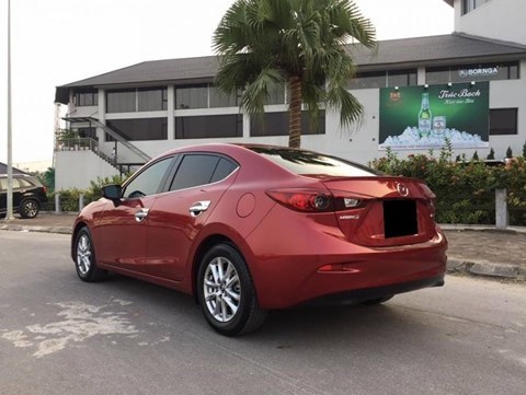  Después de 20 000 km, el Mazda 3 2015 tiene el mismo precio de reventa que el Toyota Vios 2018