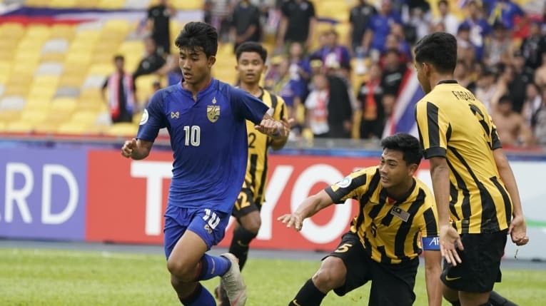 Hạ U16 Malaysia, U16 Thái Lan rộng cửa vào tứ kết