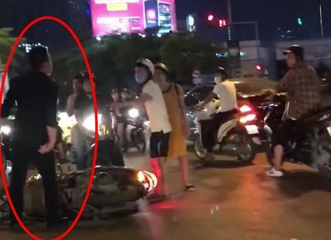 Thanh niên đi SH đẩy ngã bà bầu: 'Bầu tao cũng đánh'