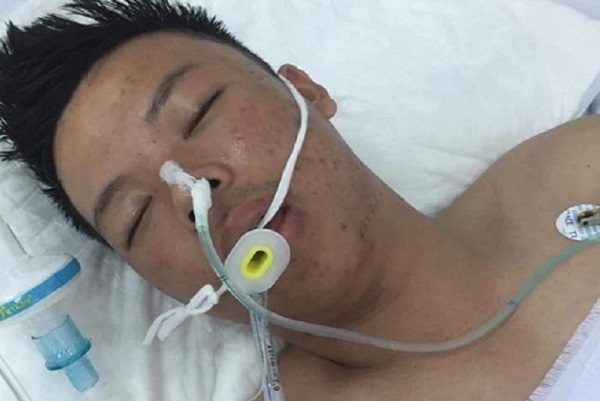 Con đang hôn mê sâu, cha ung thư vòm họng kêu cứu