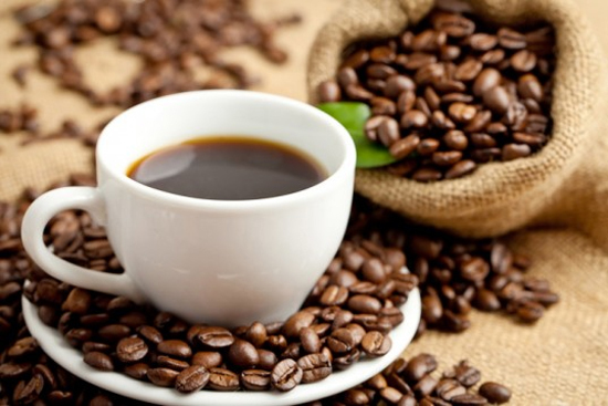 Giá cà phê hôm nay 25/10: Giảm thêm 100 đồng/kg