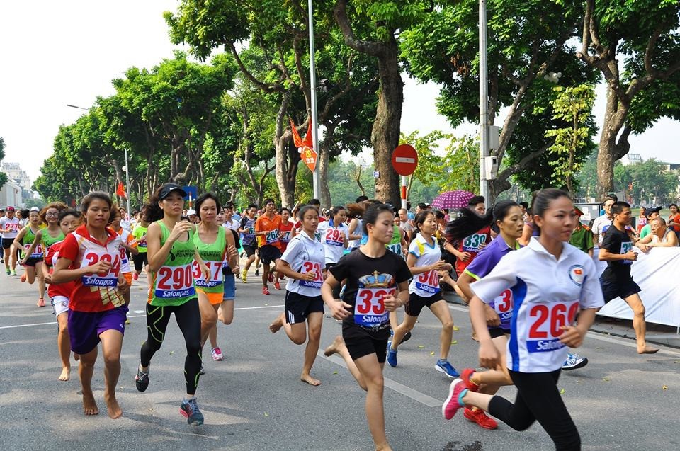 Dàn sao điền kinh Việt Nam thi chung kết giải chạy báo Hànộimới