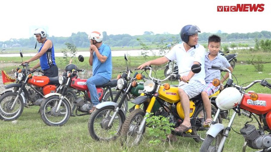 Ngắm dàn xe Simson còn sót lại ở Hà Nội