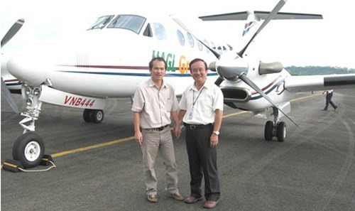 Ai là người đầu tiên ở Việt Nam sở hữu máy bay riêng?