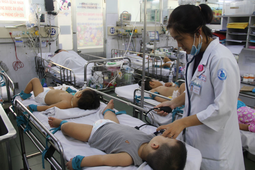 tay chân miệng,thở máy,bệnh viện Nhi đồng 1