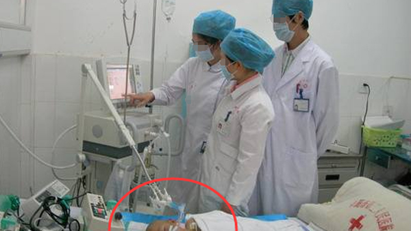Bé 4 tuổi chết do suy gan chỉ vì cha mẹ thường xuyên cho ăn thứ này