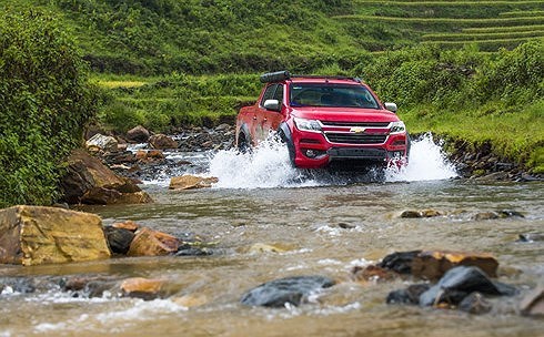 10 lời khuyên của chuyên gia khi lái xe trên đường phức tạp