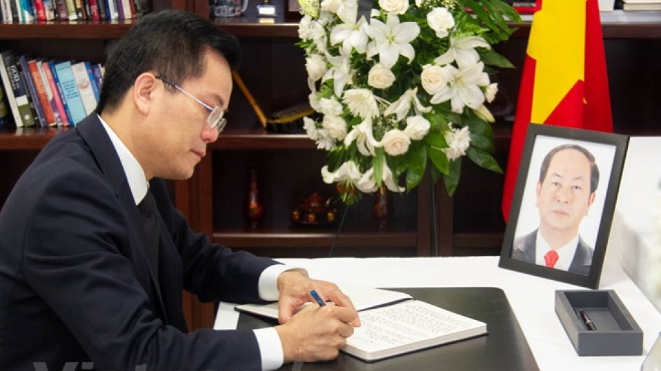 Lễ viếng và mở sổ tang Chủ tịch nước Trần Đại Quang tại các nước