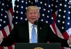 Những khoảnh khắc 'bá đạo' của ông Trump khi họp báo