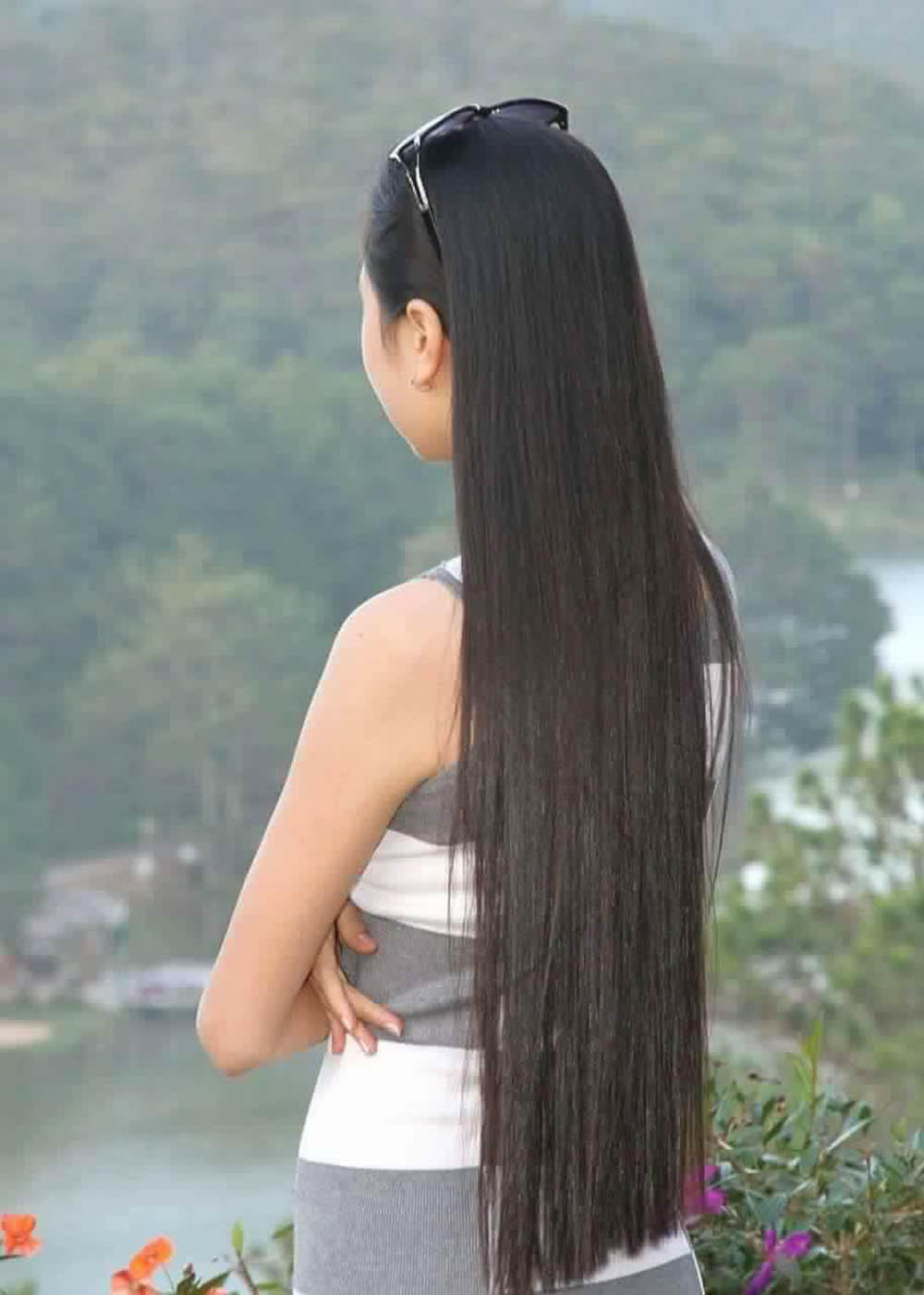 Bộ sưu tập hình ảnh cô gái tóc dài đẹp với nhiều phong cách