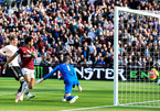 MU thảm bại West Ham, ghế Mourinho lung lay dữ dội
