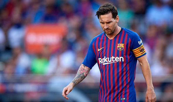 Messi bị HLV Barca trừng phạt, Liverpool cướp Ramsey