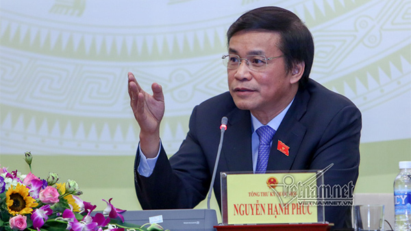 Người được lấy phiếu tín nhiệm phải báo cáo biểu hiện suy thoái