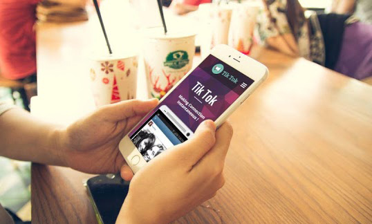 TikTok giới thiệu hình thức quảng bá thu hút khán giả số tại VIF 2018
