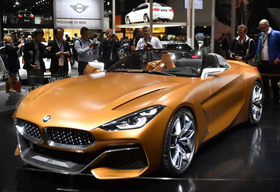 Vì đắt đỏ, nhiều hãng xe từ chối các triển lãm kiểu Paris Motor Show