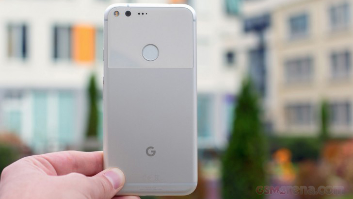 Google khắc phục sự cố sạc Pixel và Pixel XL với bản cập nhật mới nhất