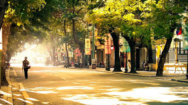 Dự báo thời tiết 5/10: Miền Bắc hanh khô, miền Trung mưa rào