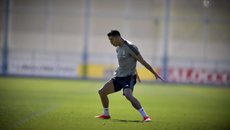 Ronaldo tập luyện, ăn mừng phấn khích giữa cáo buộc hiếp dâm