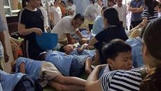 Hơn 200 học sinh tiểu học nhập viện nghi ngộ độc sau bữa ăn bán trú