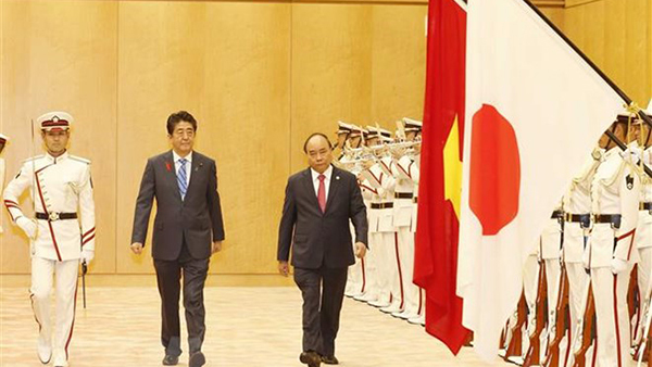 Lễ đón Thủ tướng Nguyễn Xuân Phúc thăm Nhật Bản