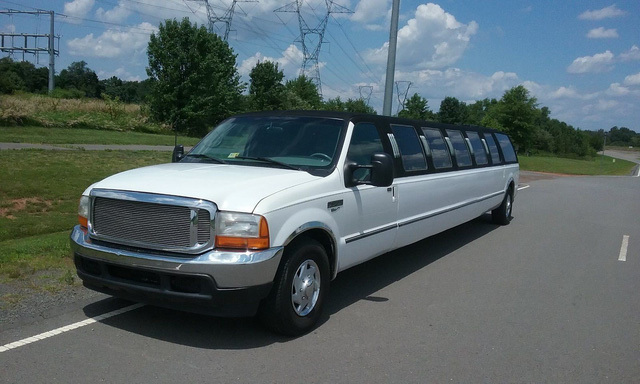 Xe limousine có an toàn?