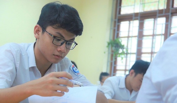 Phương thức tuyển sinh lớp 10 vào 4 trường THPT chuyên ở Hà Nội năm 2019