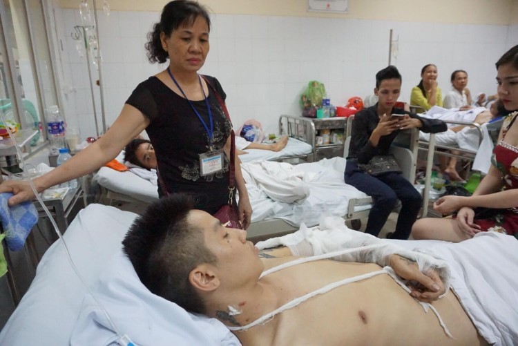 Khởi tố vụ nam thanh niên bị chém nát chân ở Phú Thọ