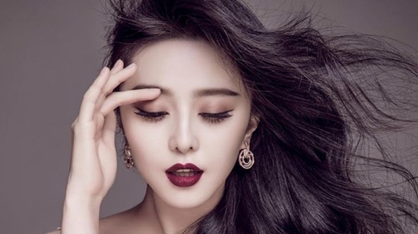 Phạm Băng Băng giảm cân trầm trọng và bị đồn có clip sex với quan chức