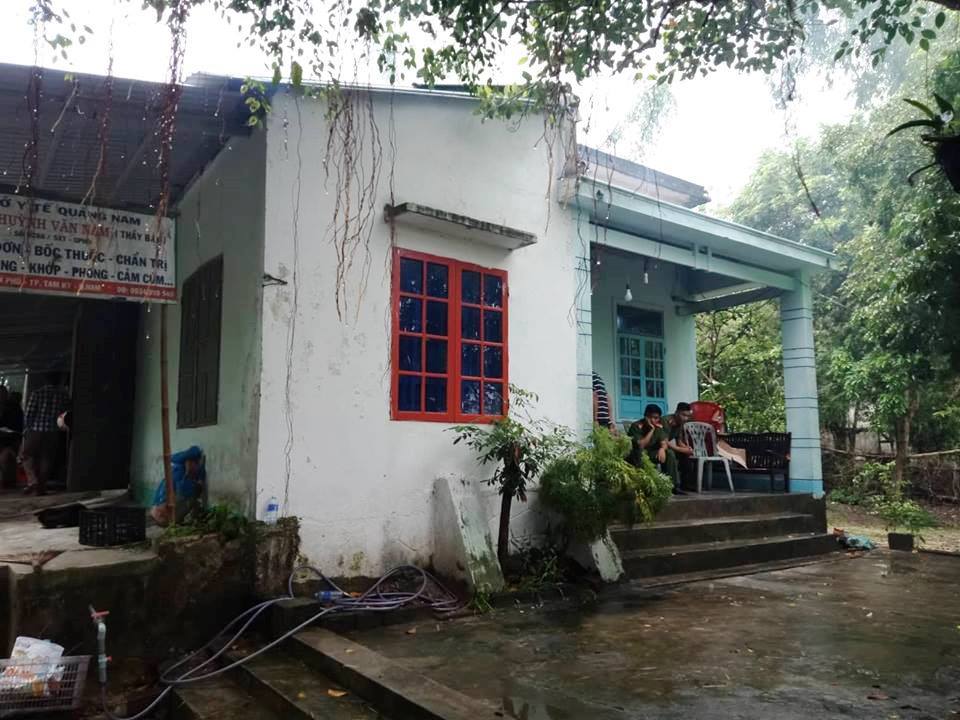 Quảng Nam: Thầy lang chết gục dưới nền nhà, trên đầu bê bết máu