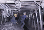 Tụt nóc hầm lò vùi lấp 3 công nhân, 1 người chết