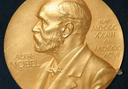 Người đoạt giải Nobel đầu tiên khiến vợ hoảng hốt vì phát minh ra cái gì?
