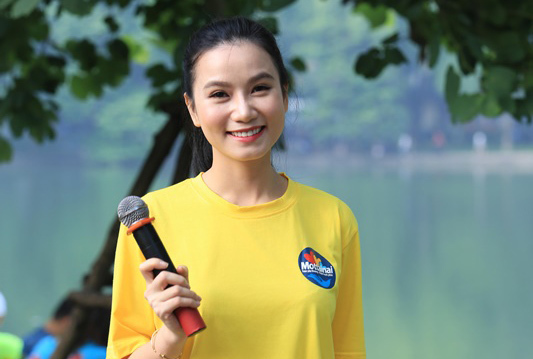 Lương Giang rạng rỡ làm MC ngày hội Mottainai 2018