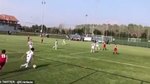 Con trai Ronaldo ghi 2 tuyệt phẩm trong một trận đấu